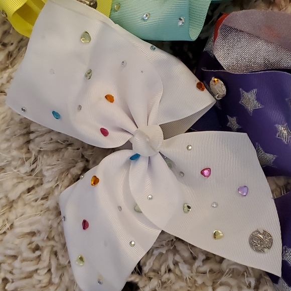 JoJo Siwa bows - Picture 2 of 16